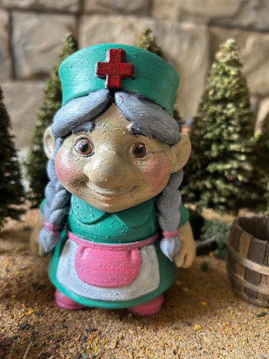 Florence Gnomingale